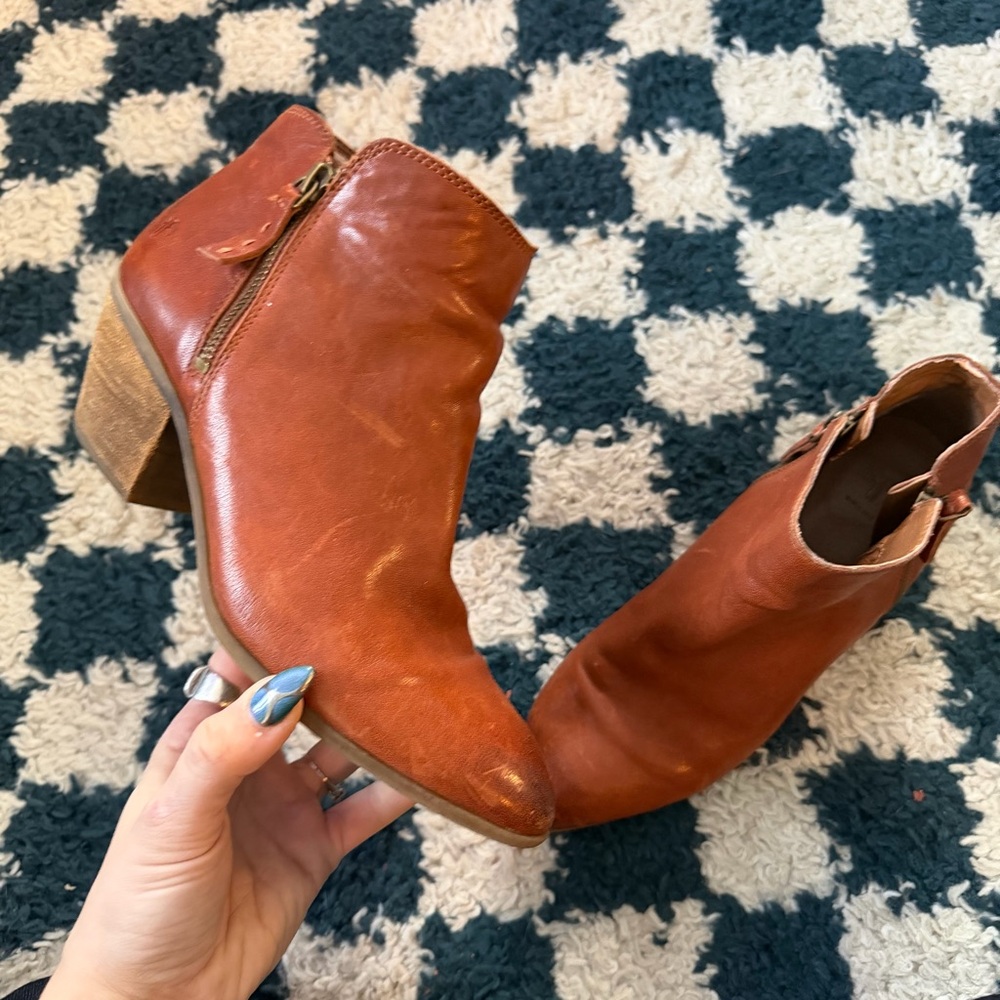 Frye Judith Double Zip‎ Leather Ankle Boots Brown Pointed Toe Women's Size 8.5M